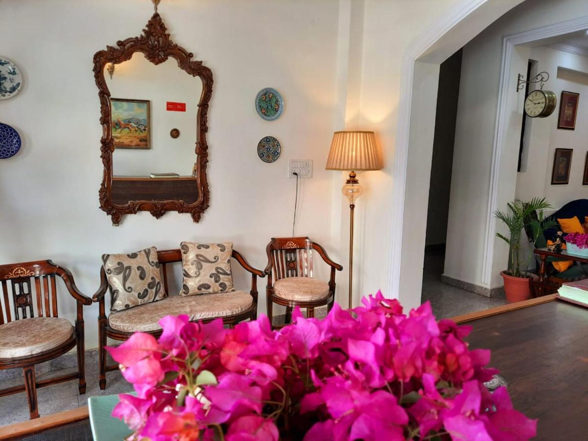 Riverside Homes เดห์ราดุน ภายนอก รูปภาพ